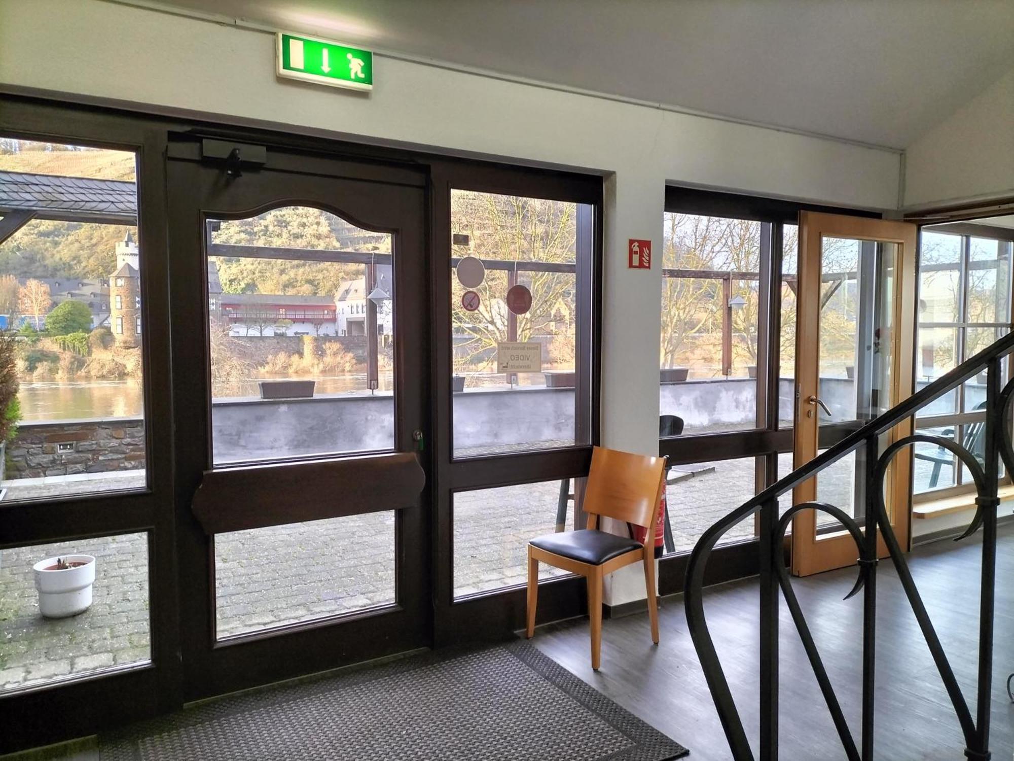B3 Hotel Niederfell Buitenkant foto