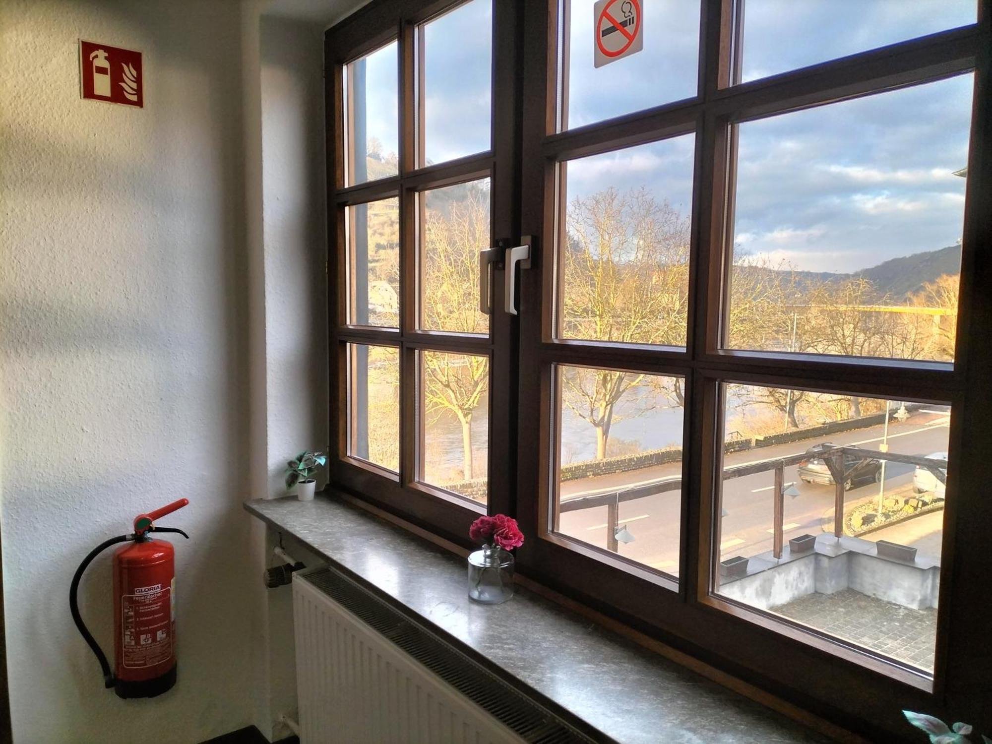 B3 Hotel Niederfell Buitenkant foto